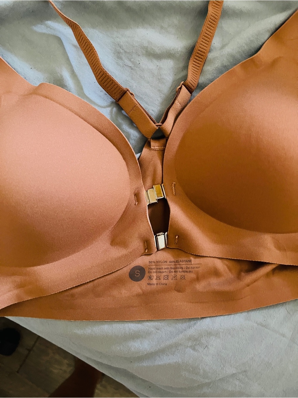 Front Closure Racerback Bra | Size Small | Like New - Picture 5 of 7